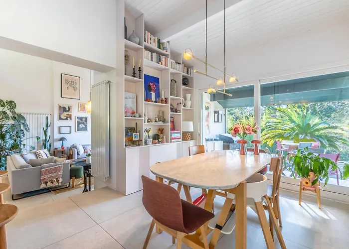 Ysee - 10 Personnes Piscine Chaufee Villa